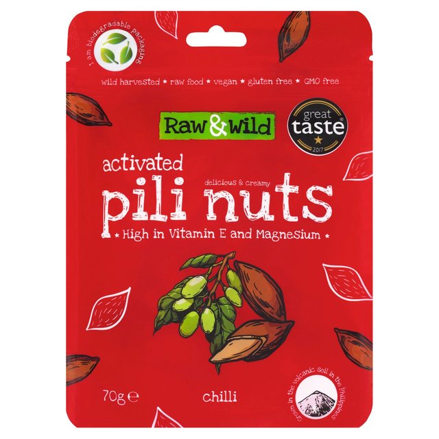 Raw & Wild Activated Pili Nuts Chili Organic 70g